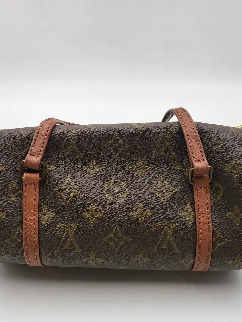LOUIS VUITTON Monogram Papillon 26 Vintage, Auth.
